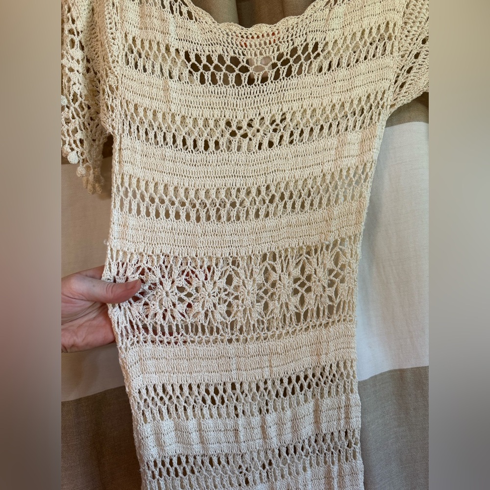 🤍 Forever 21 Cream Crochet Dress Size S- L 100% Viscose - Picture 4 of 8